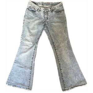 Eareas low rise jeans